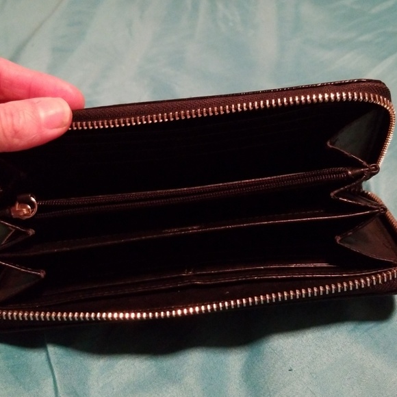 Coach Wallet - Picture 4 of 4